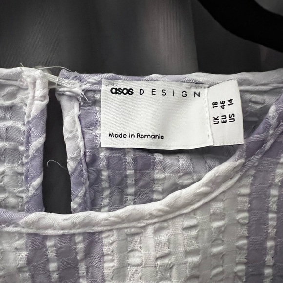 ASOS Design purple and white ruffle blouse - Picture 4 of 5